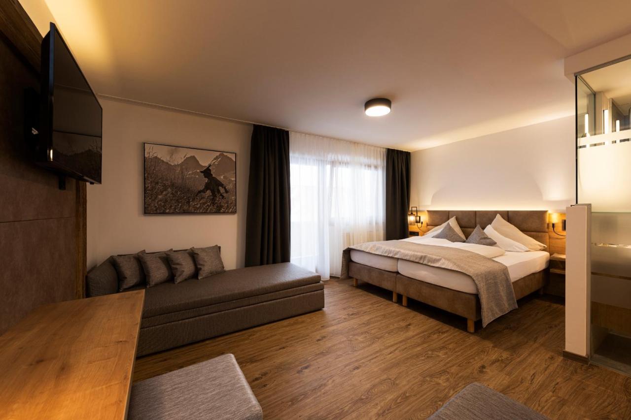 Hotel Brugger Fulpmes Exterior photo